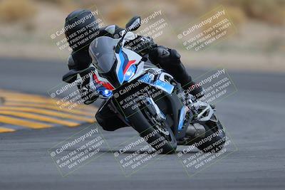 media/Jan-14-2023-SoCal Trackdays (Sat) [[497694156f]]/Turn 16 (210pm)/